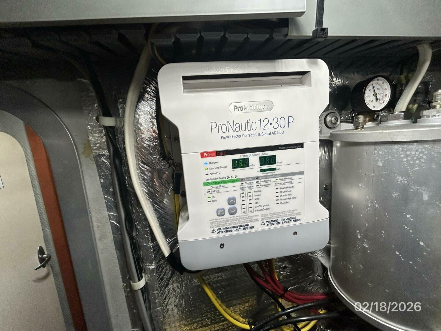 43' Mainship battery charger1