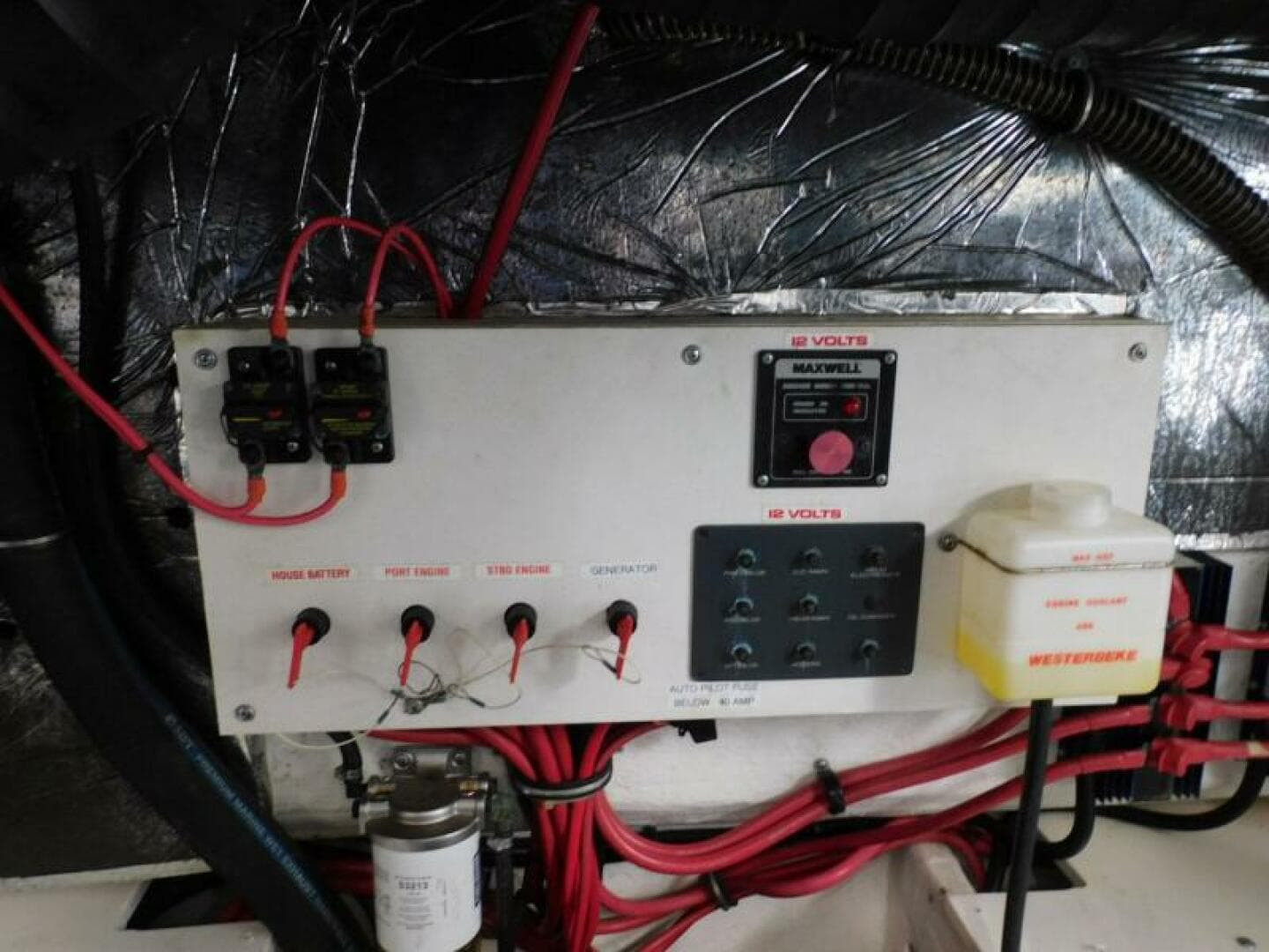 1995 Tiara Yachts 3500 Express