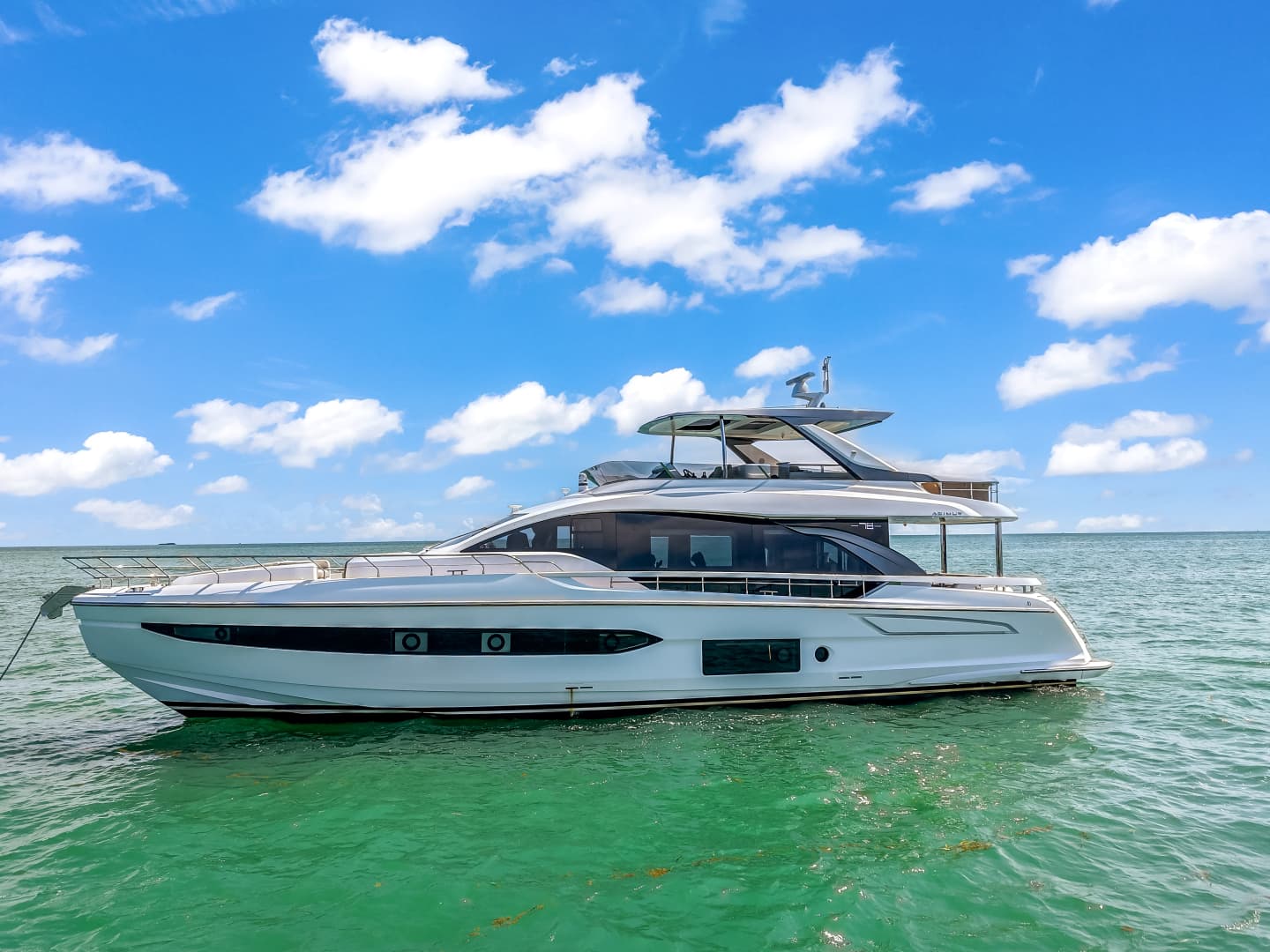 2025 Azimut 78 FLY
