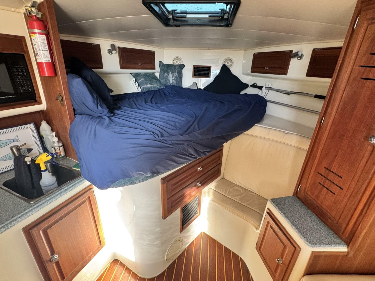 2002 Carolina Classic 35 Express