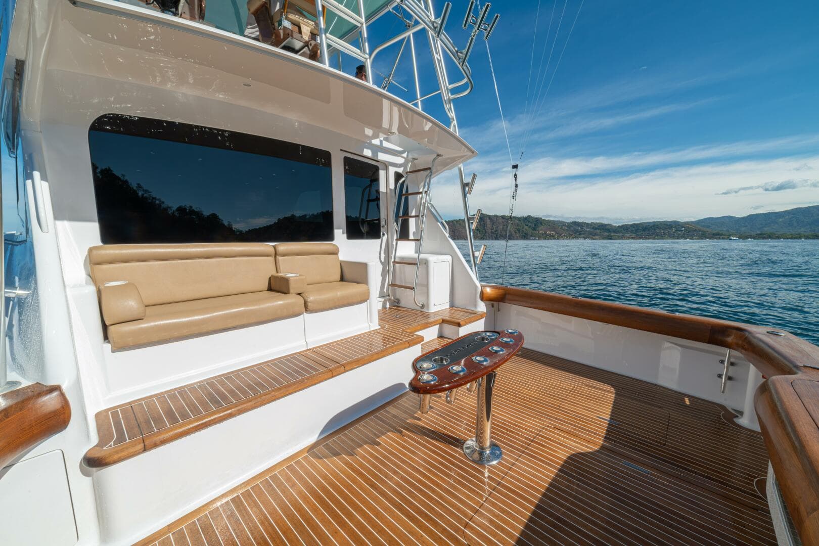 2006 Viking 56 "Scandaloso"