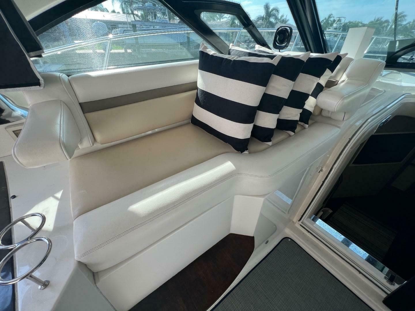 2014 Sea Ray 410 Sundancer