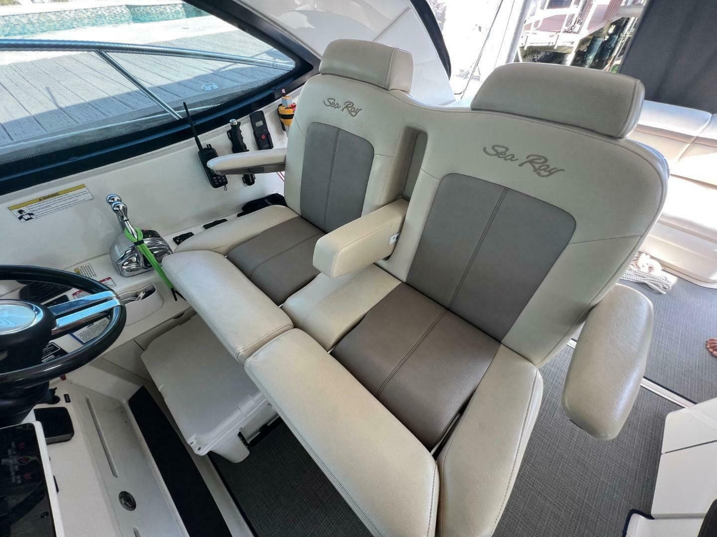 2014 Sea Ray 410 Sundancer