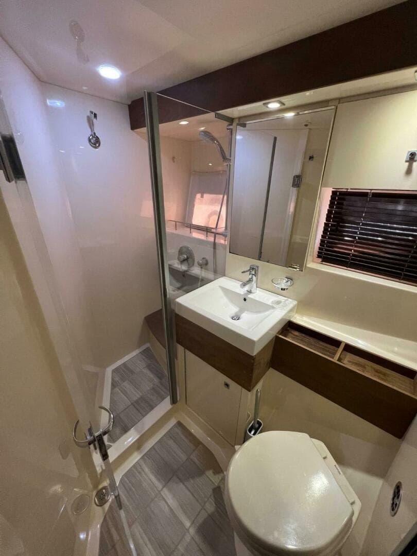 2014 Sea Ray 410 Sundancer