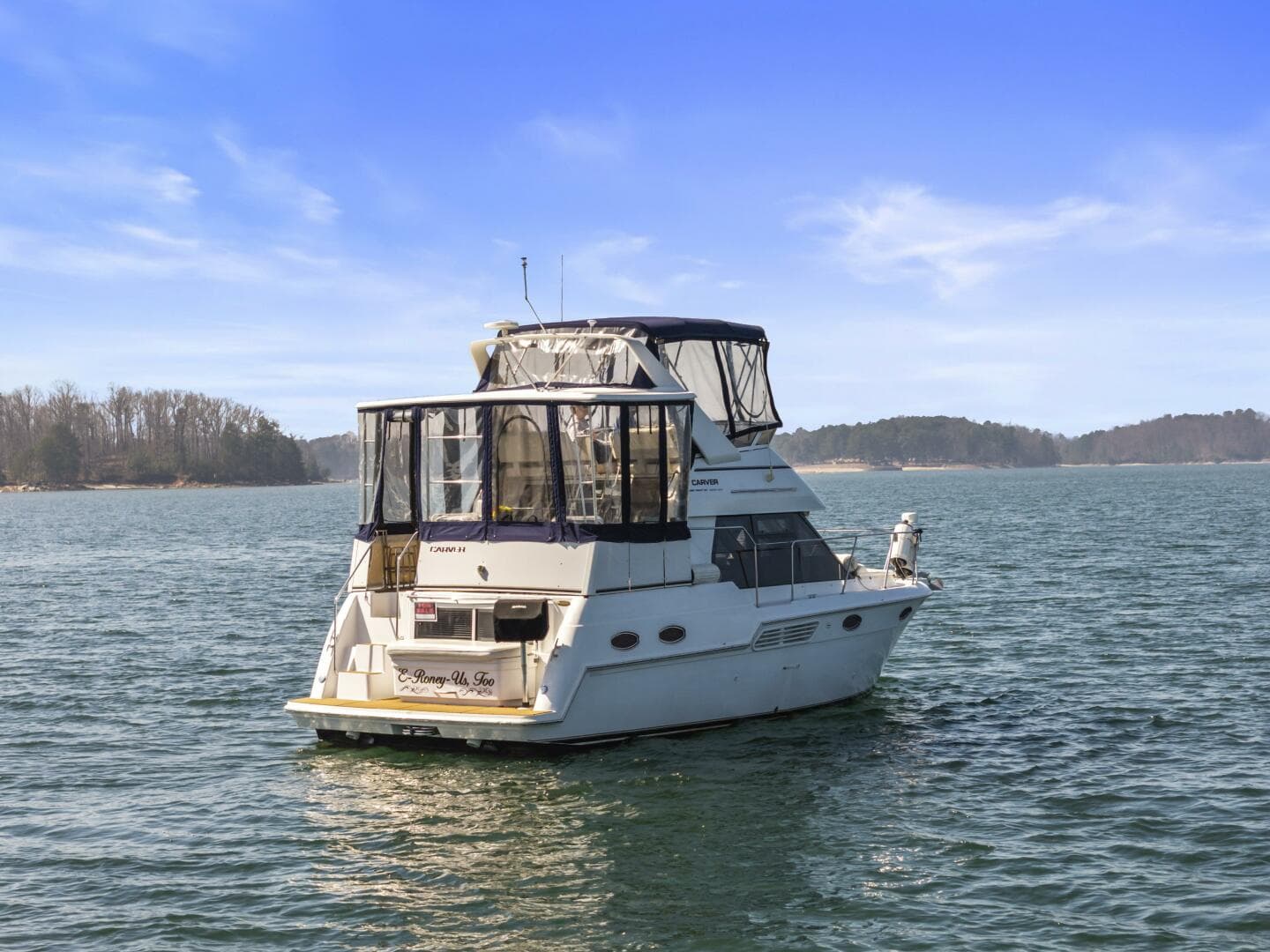 2000 Carver 326 Aft Cabin Motor Yacht