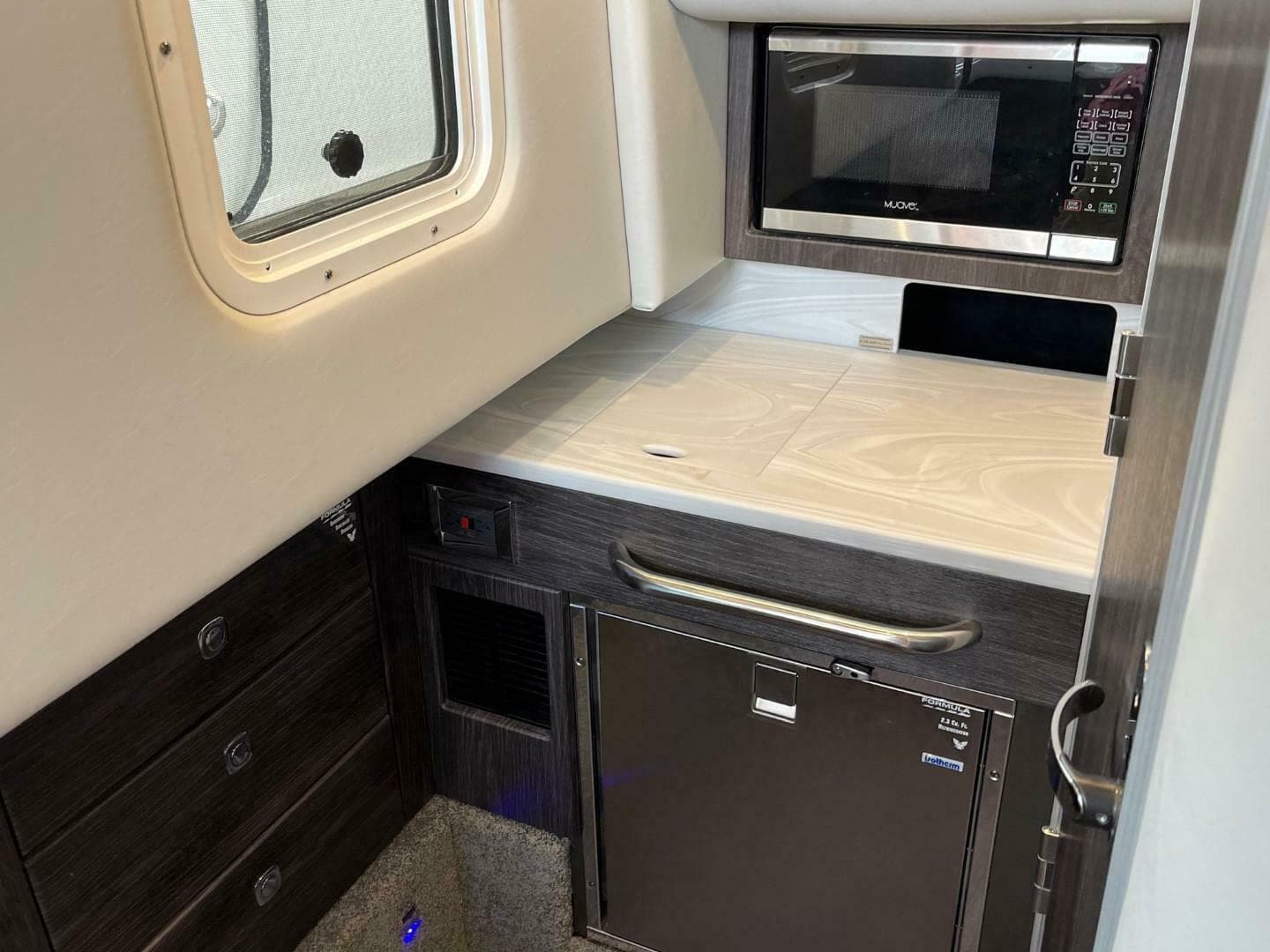 2020 Formula 350 Crossover Bowrider