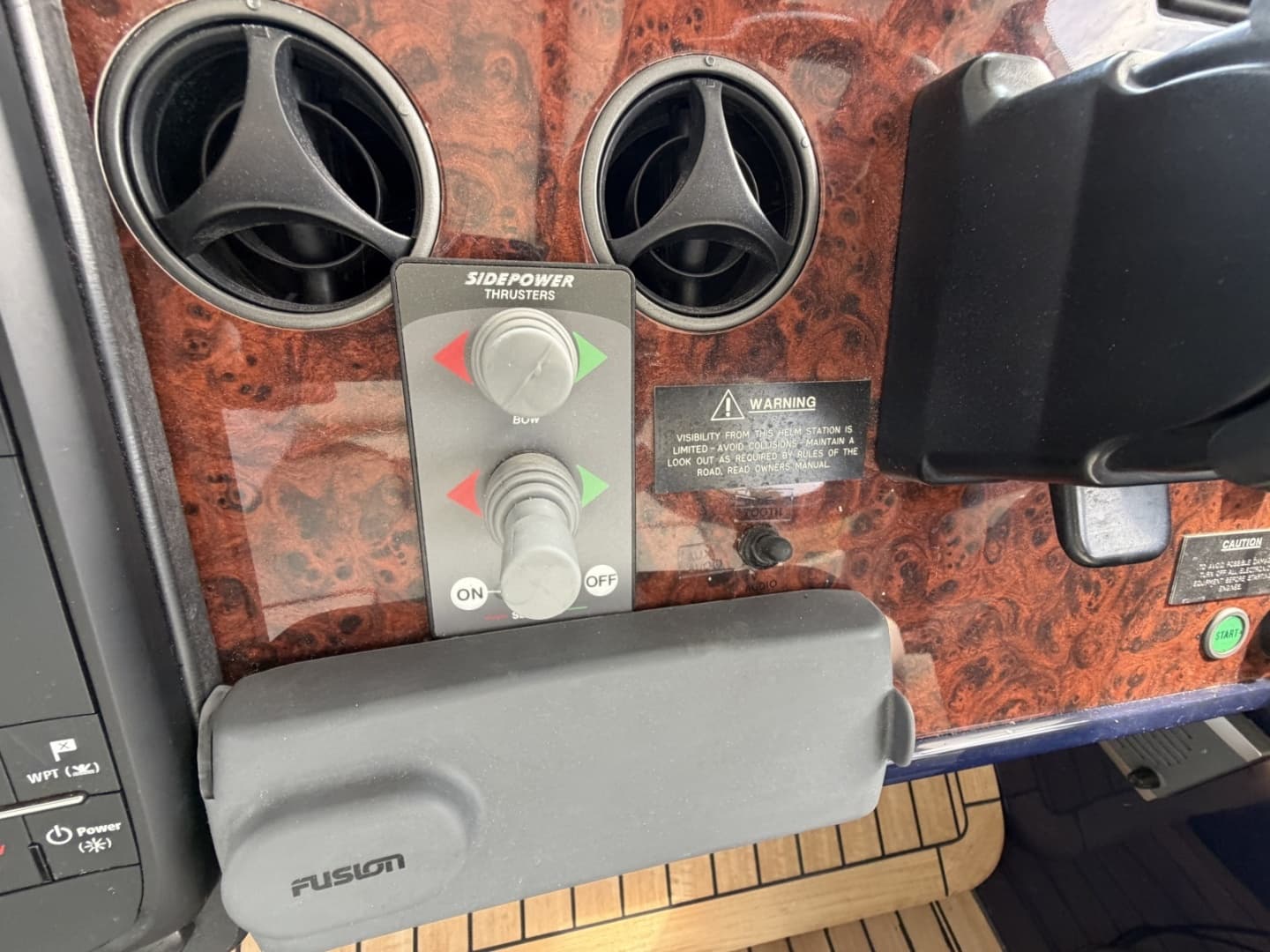 2001 Viking Sport Cruisers V65 Express