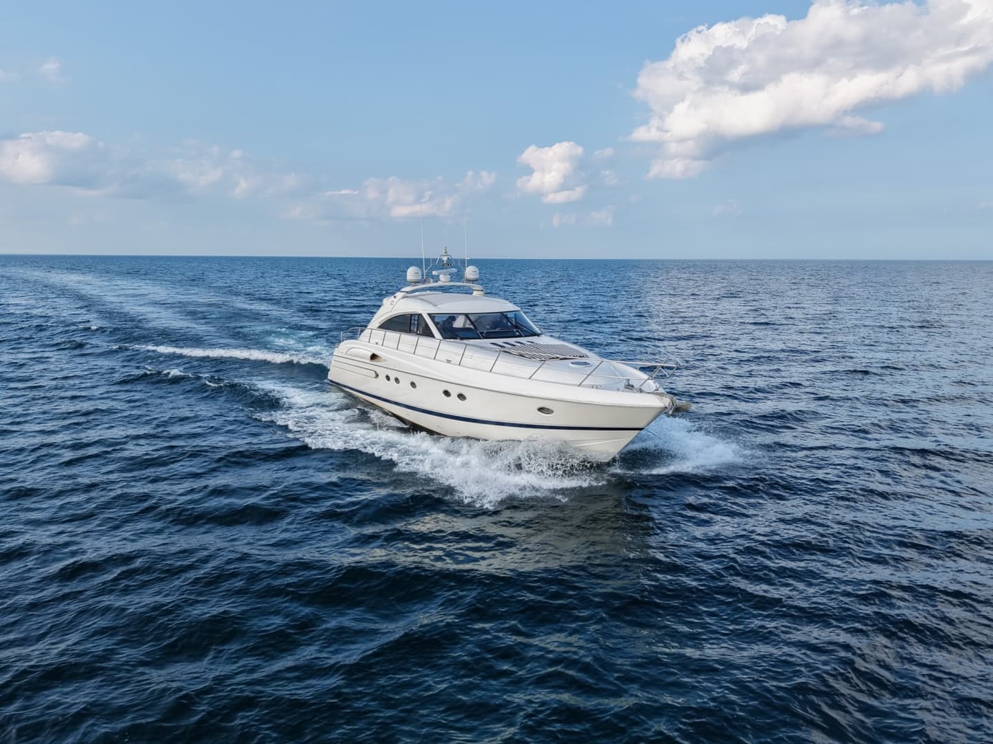 2001 Viking Sport Cruisers V65 Express
