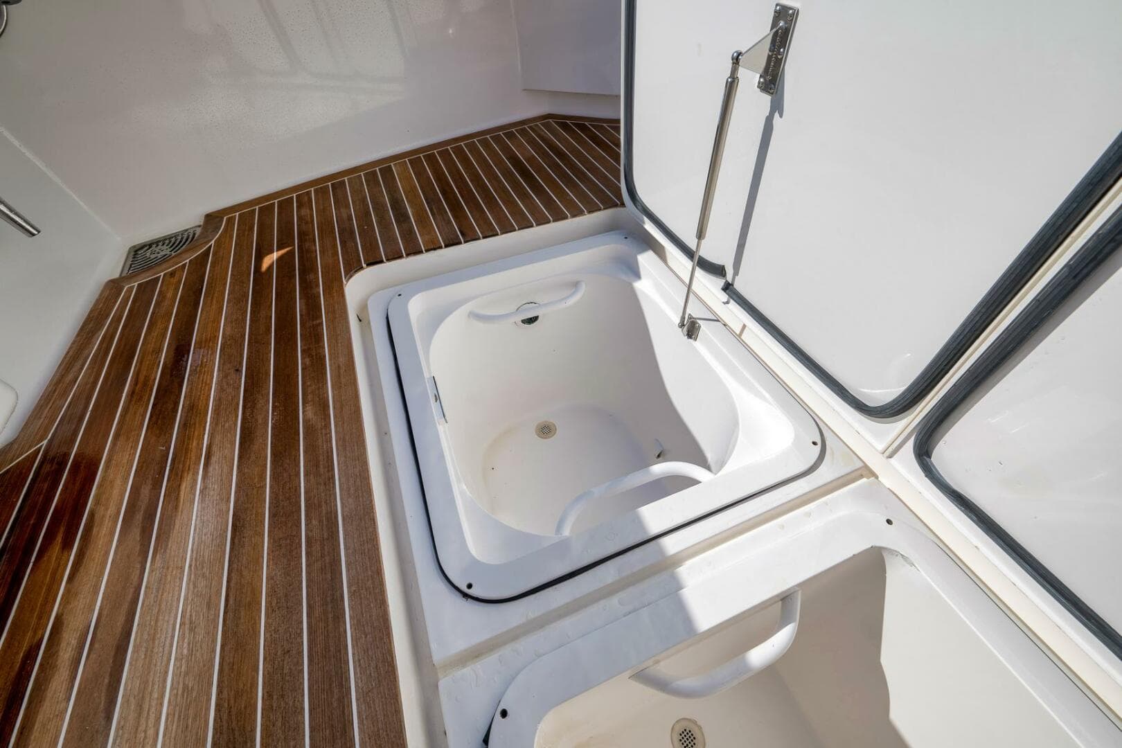 2011 Viking 76 Enclosed Bridge- TEUSEAS- Cockpit