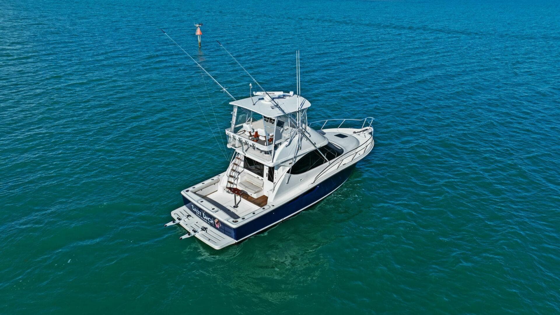 2013 Tiara Yachts 3900 Convertible - Profile