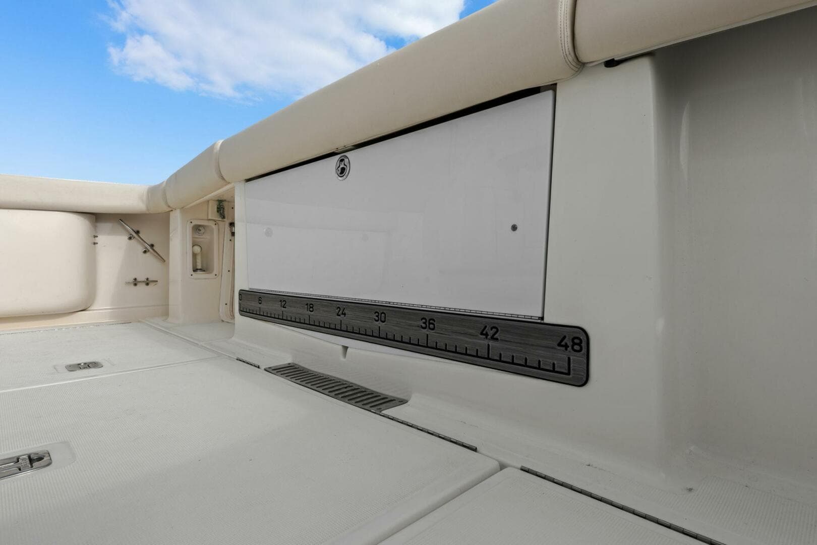 2013 Tiara Yachts 3900 Convertible