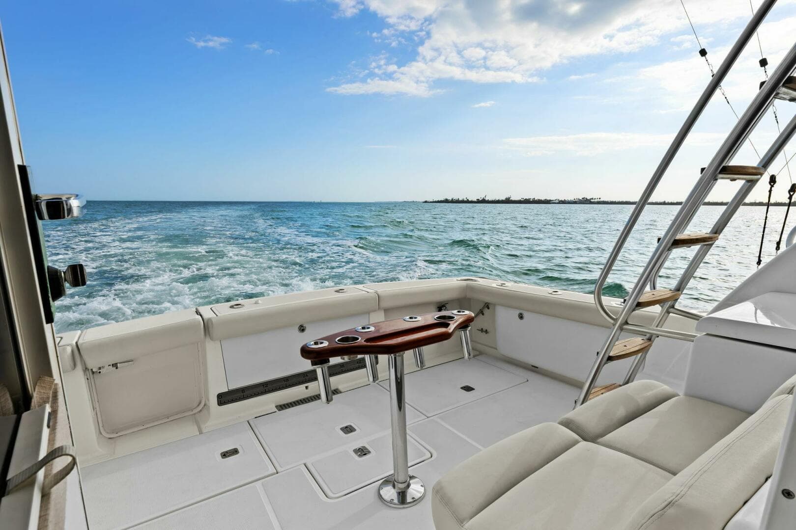 2013 Tiara Yachts 3900 Convertible