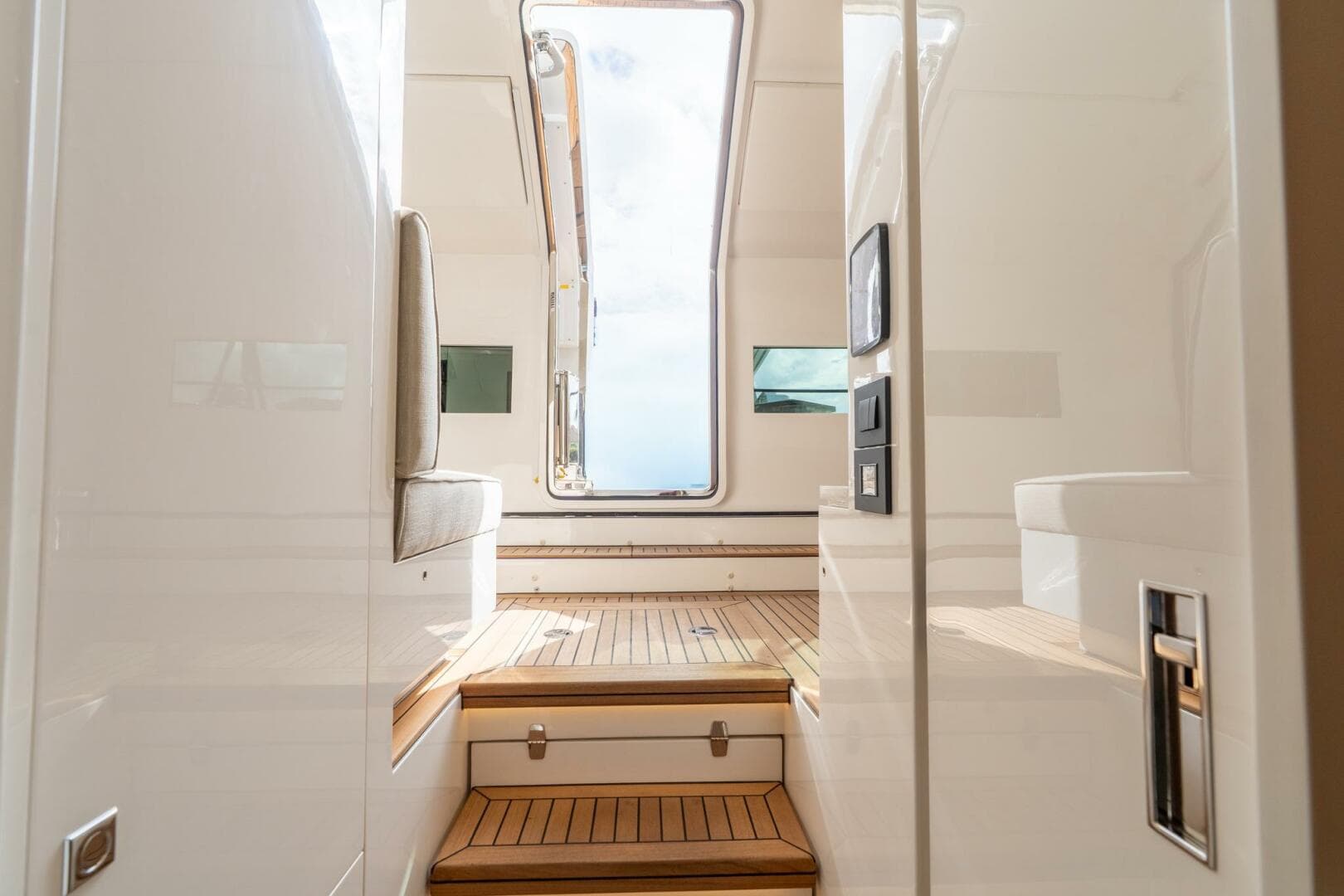 Horizon FD80 SHERI LYNN - Beach Club 