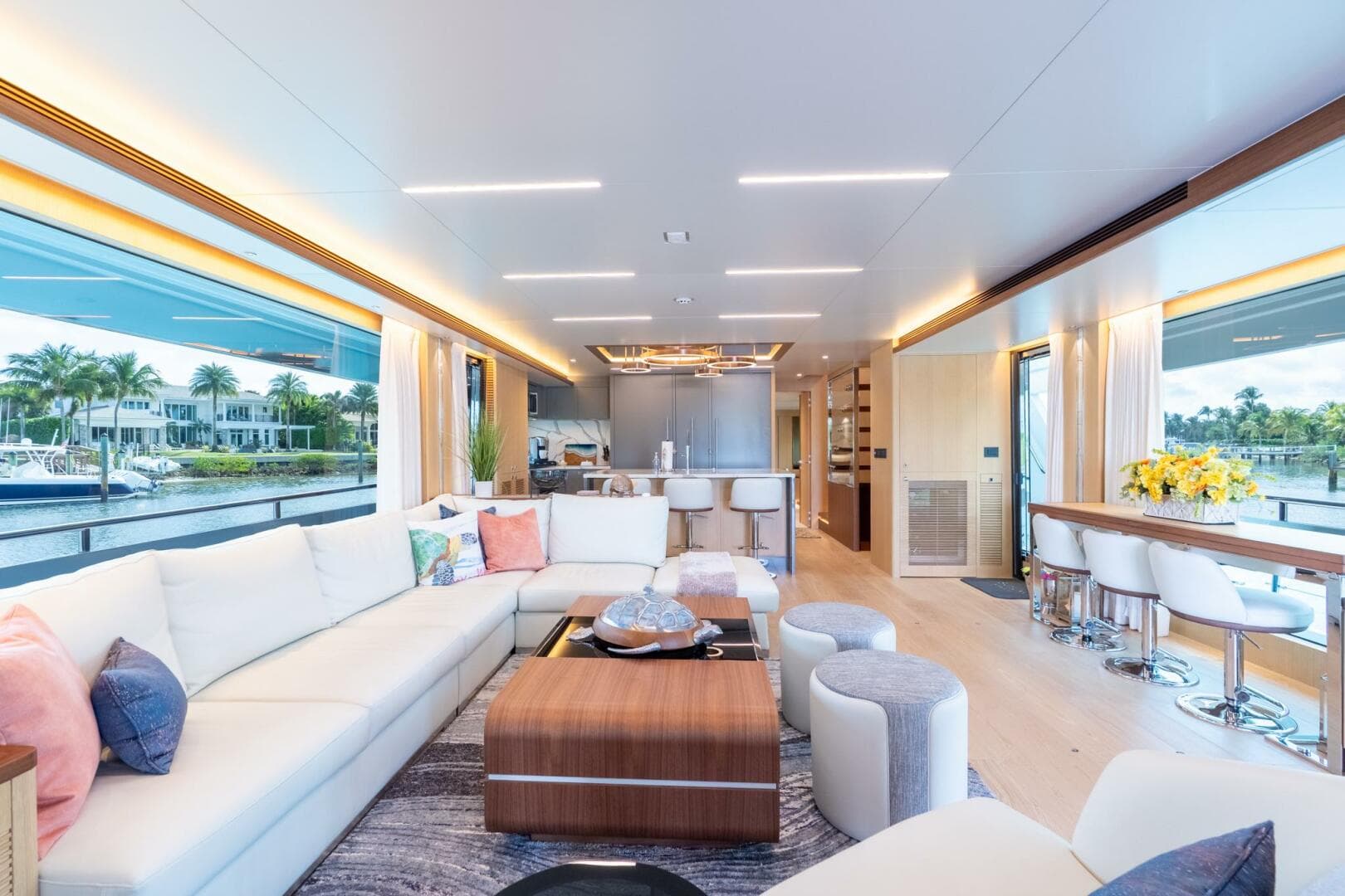 Horizon FD80 SHERI LYNN - Salon