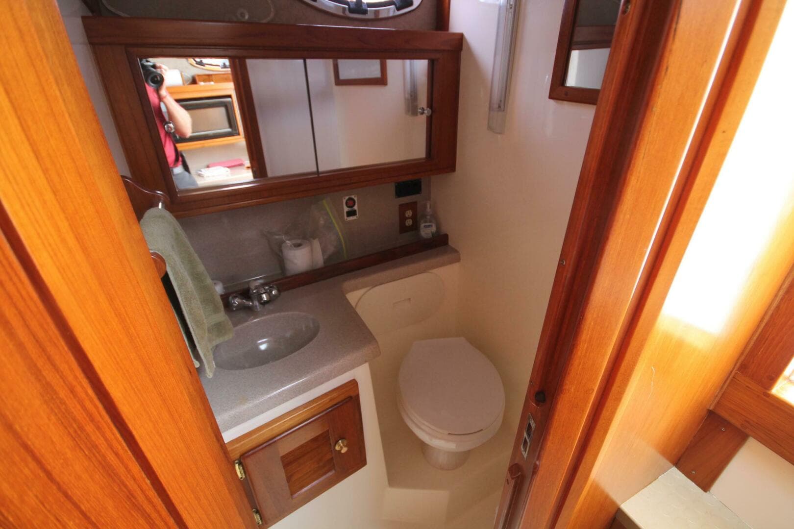 2003 Albemarle 280 Express Fisherman