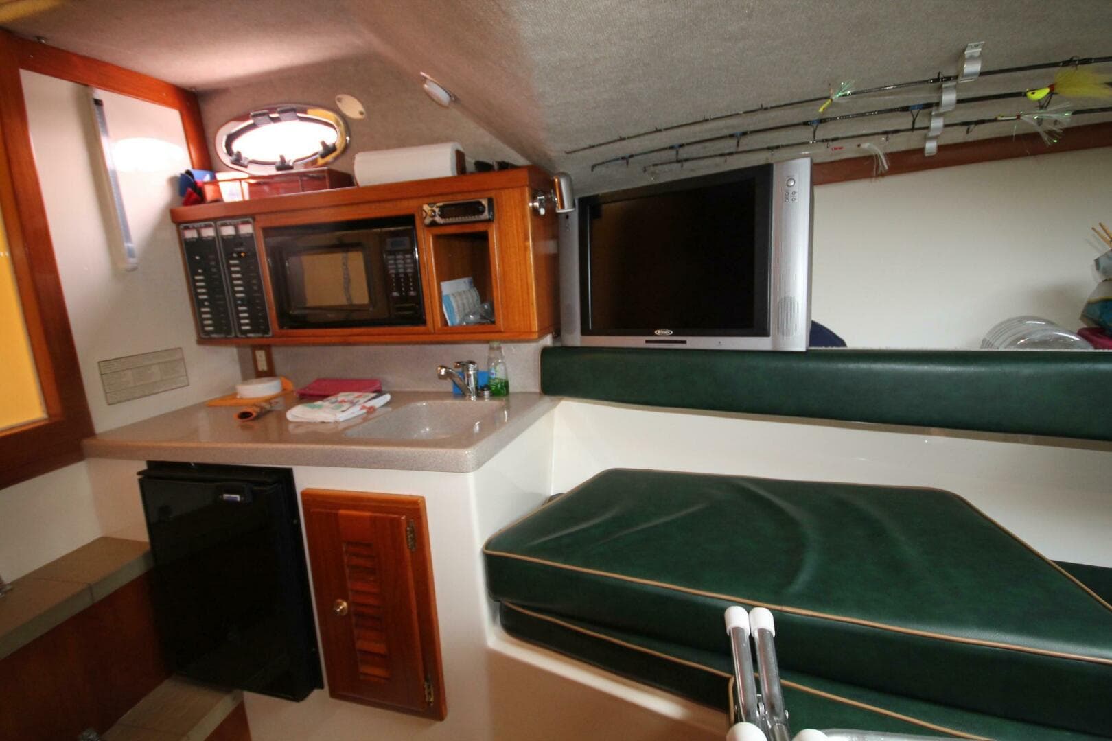 2003 Albemarle 280 Express Fisherman