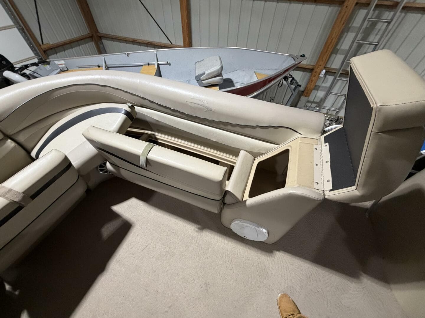 2011 Bennington 2554 GCW