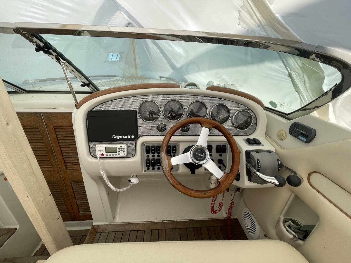 2009 Chris-Craft Corsair 28 Heritage Edition