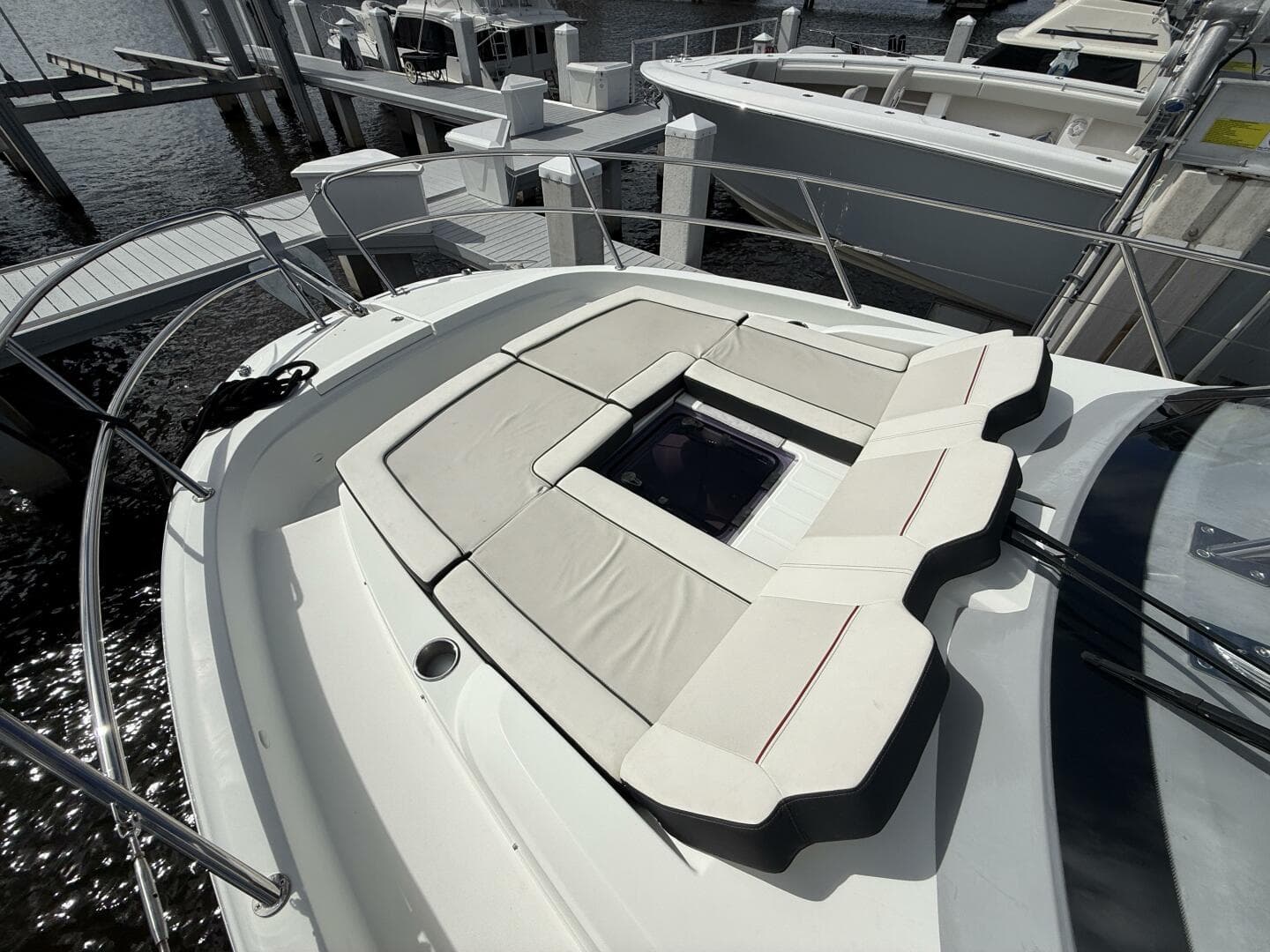 2022 Jeanneau 10.5 Leader WA