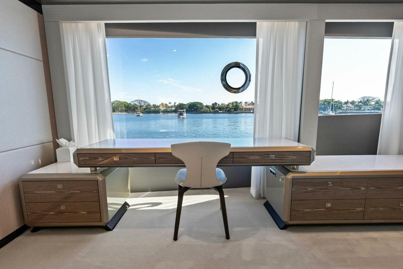 2024 Ocean Alexander 35 Revolution