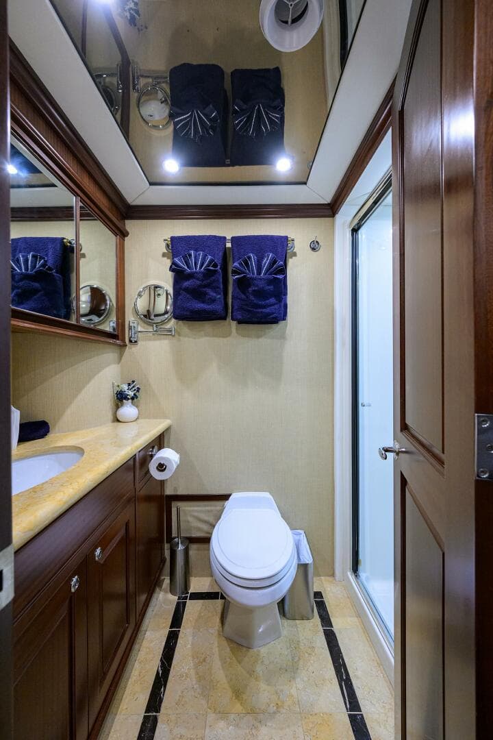 2005 Pacific Mariner 85