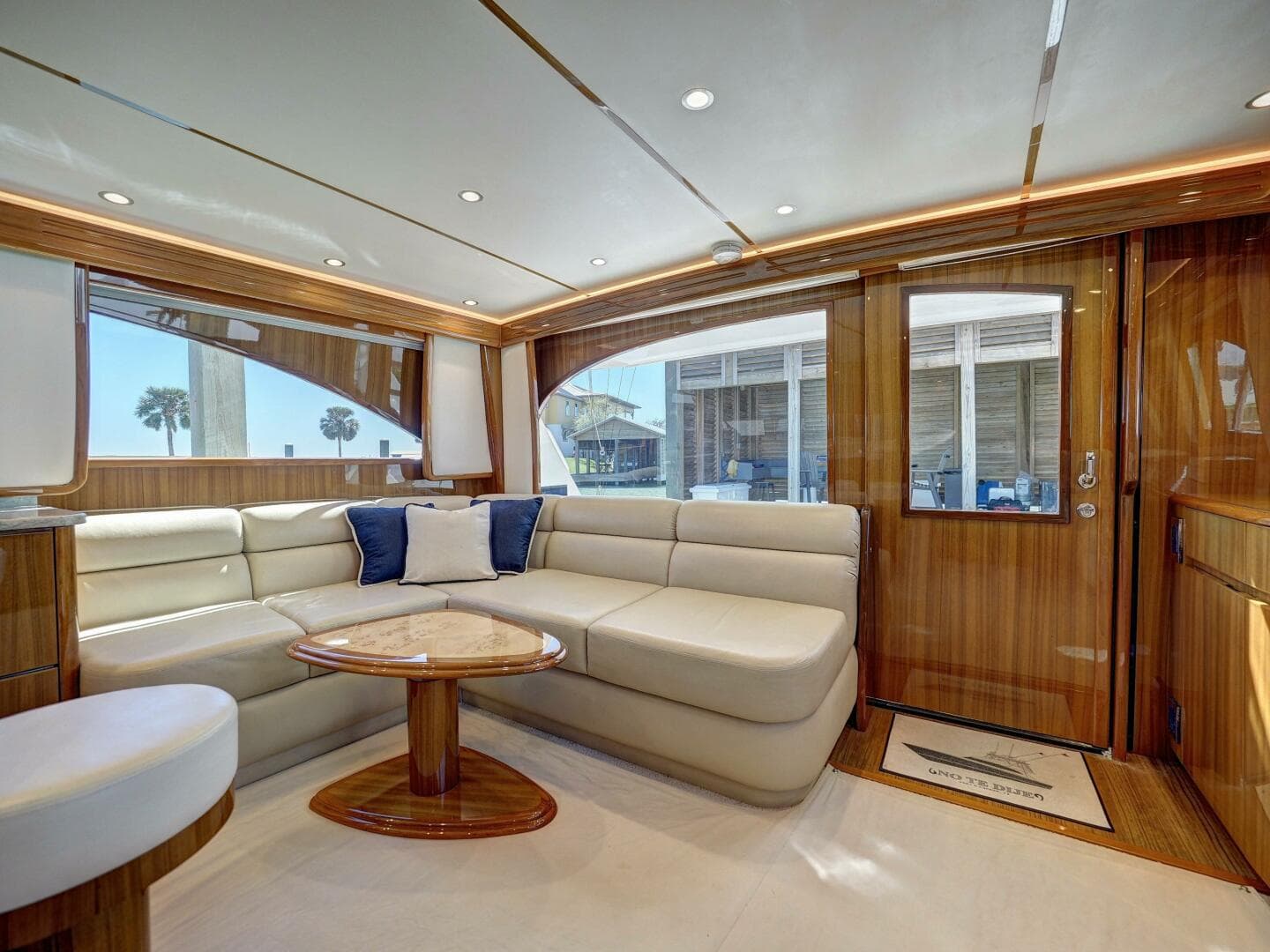 2017 Viking 52 Convertible 