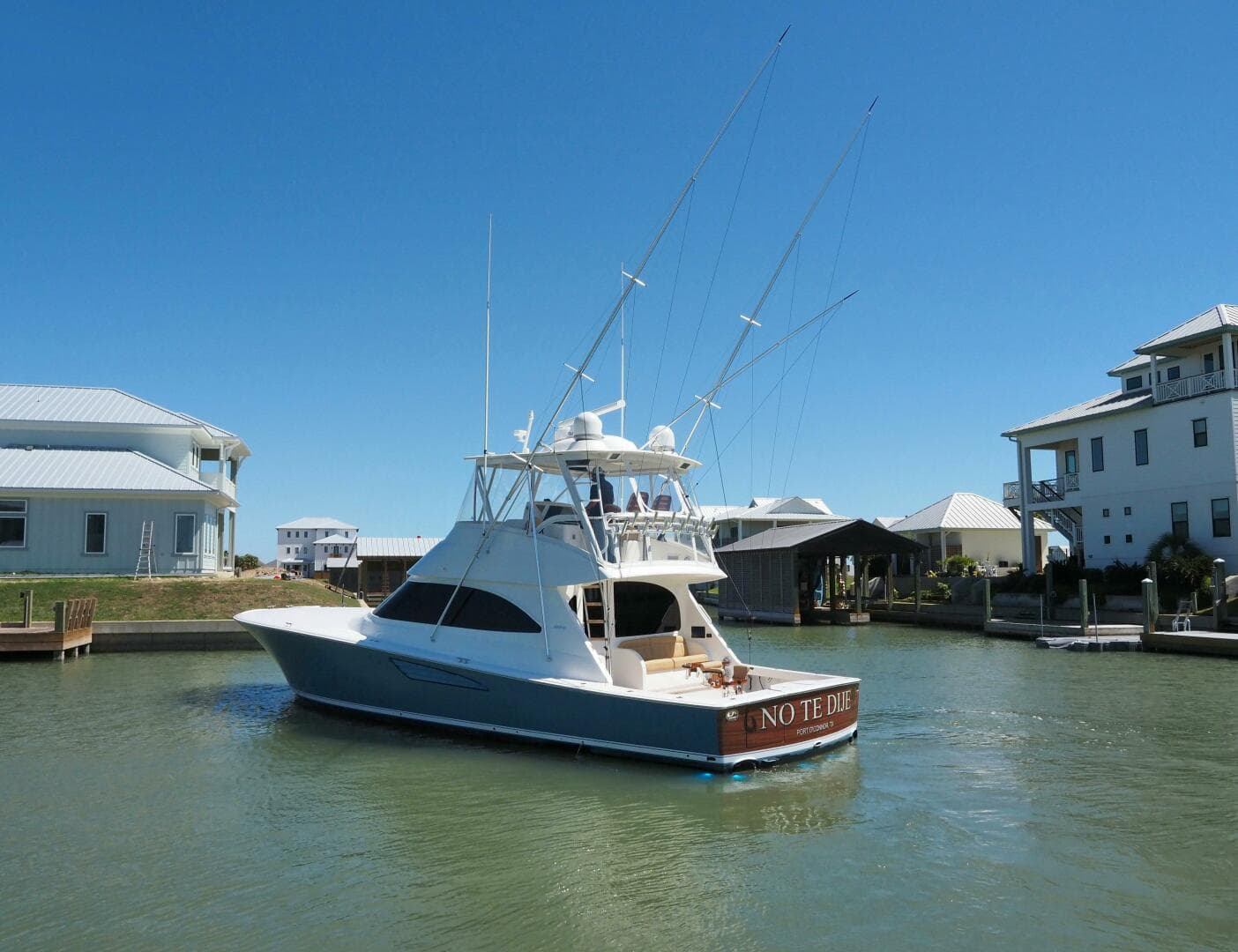 2017 Viking 52 Convertible 