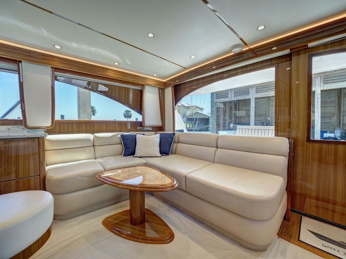 2017 Viking 52 Convertible 