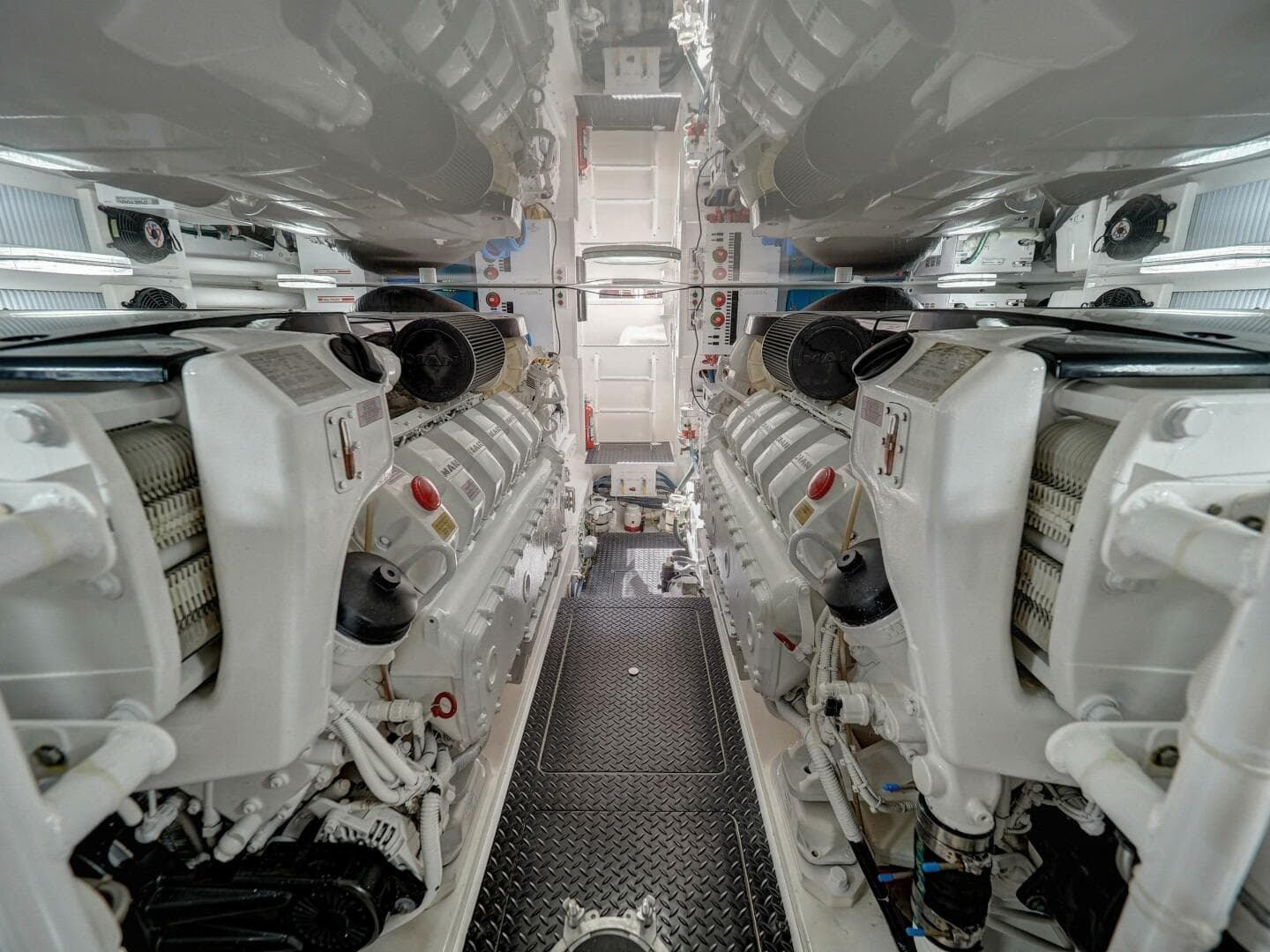 2017 Viking 52 Convertible 