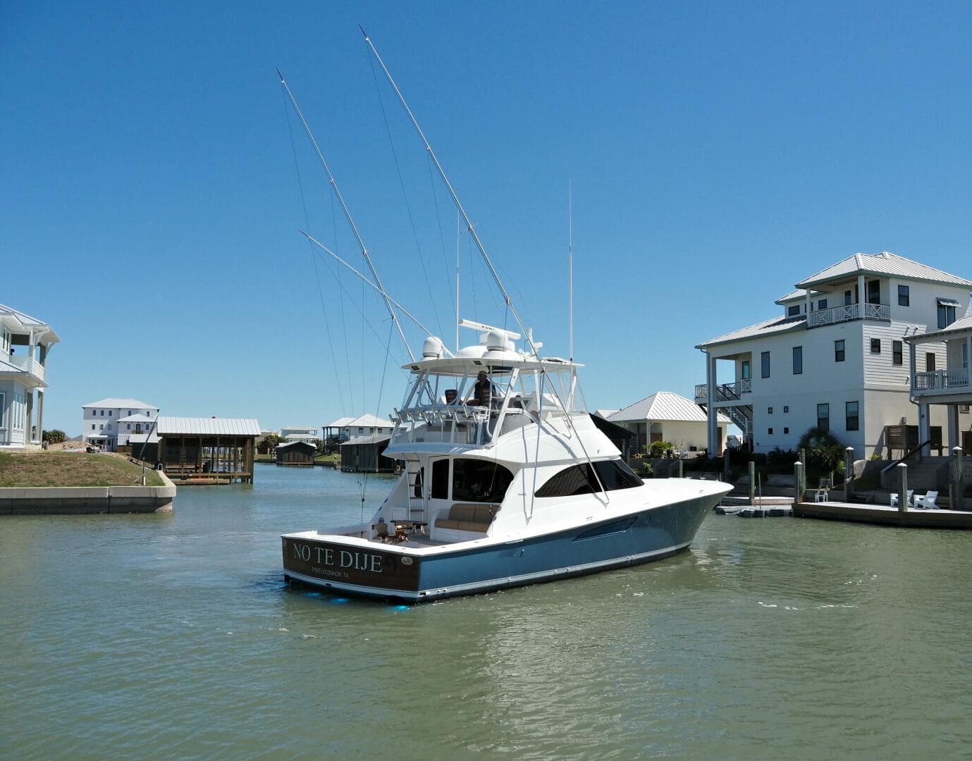 2017 Viking 52 Convertible 