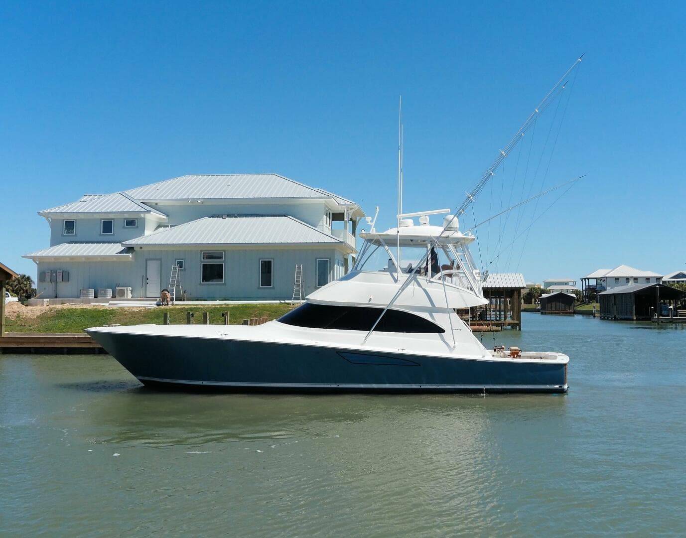 2017 Viking 52 Convertible 