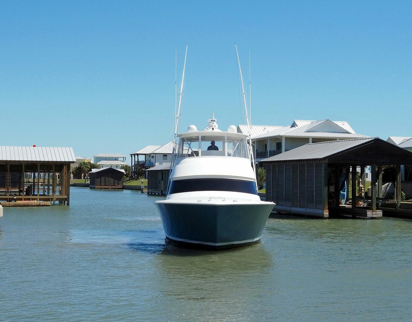 2017 Viking 52 Convertible 