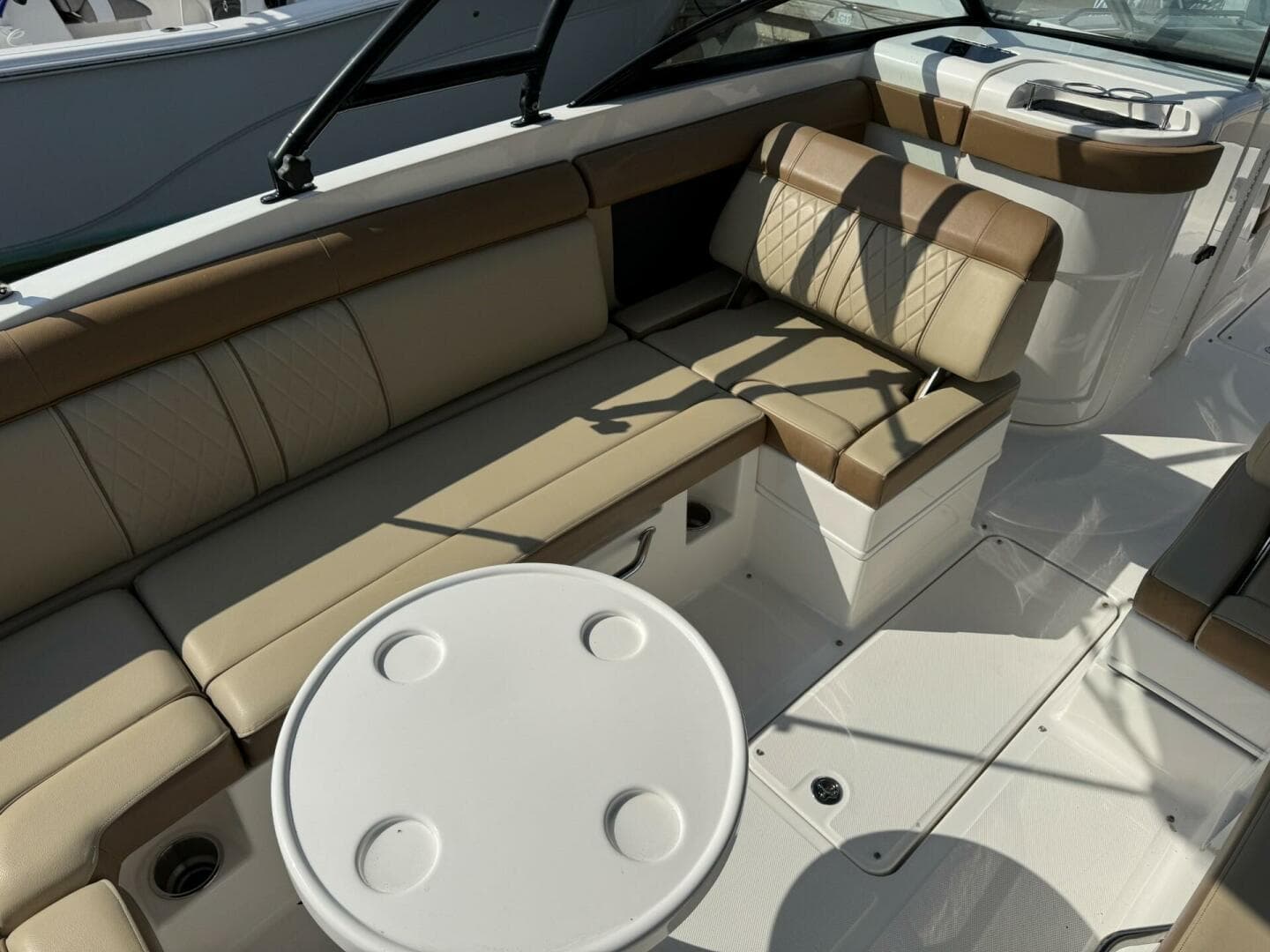 2015 Sea Ray 270 Sundeck