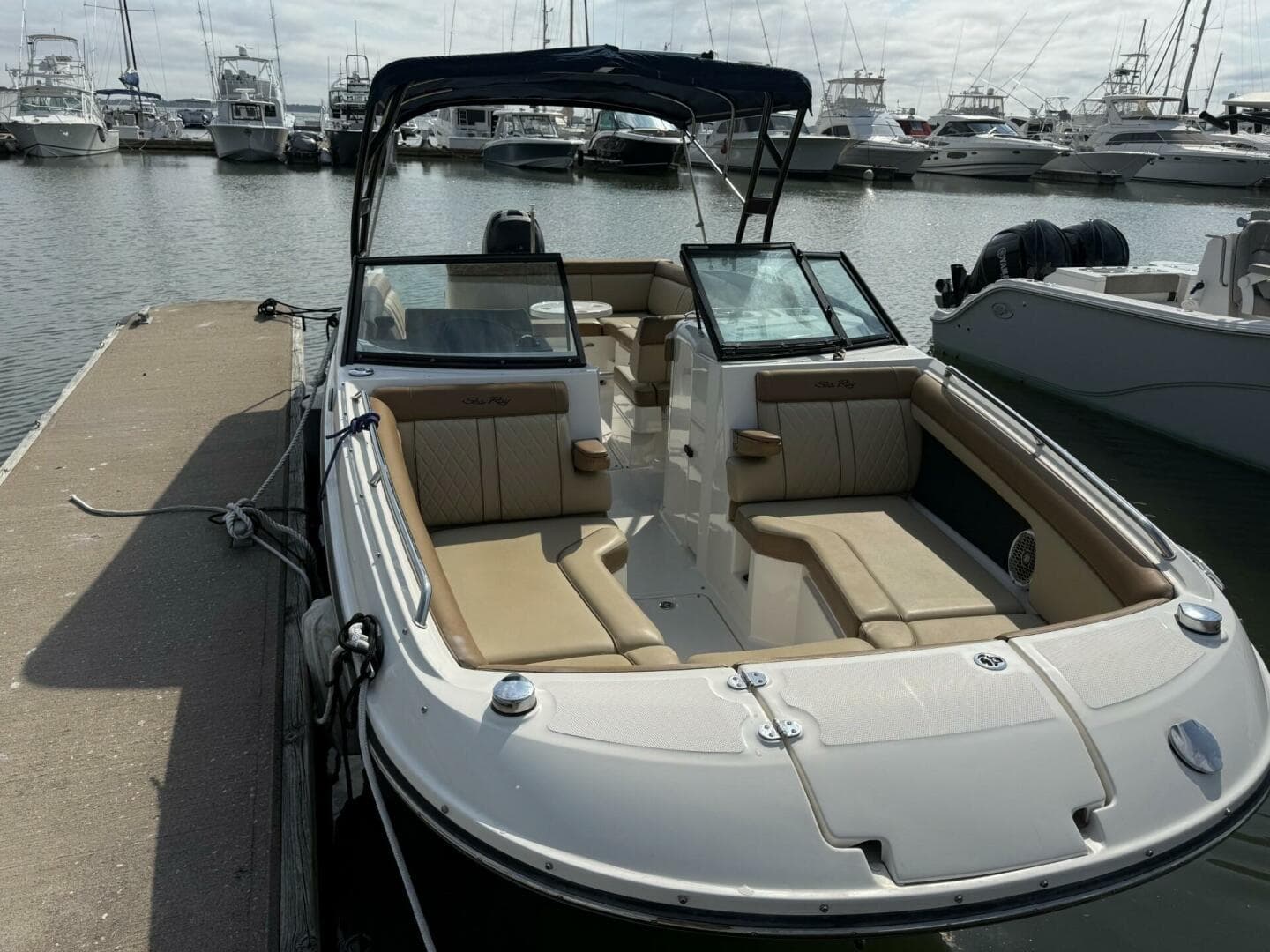 2015 Sea Ray 270 Sundeck