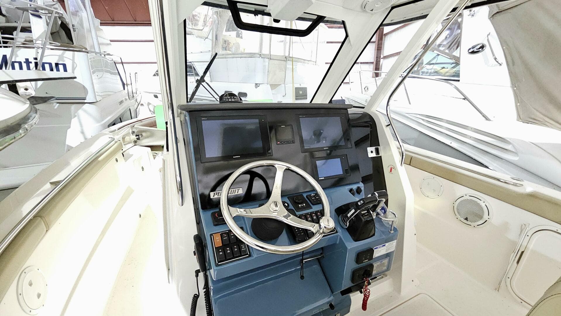 2018 Pursuit 328 Sport