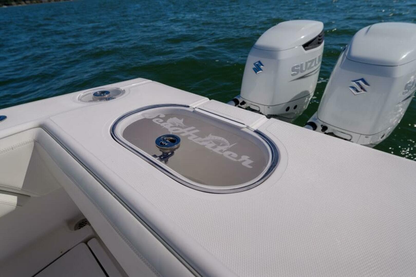 SeaHunter 38 Reel Escape- Engines & Livewell
