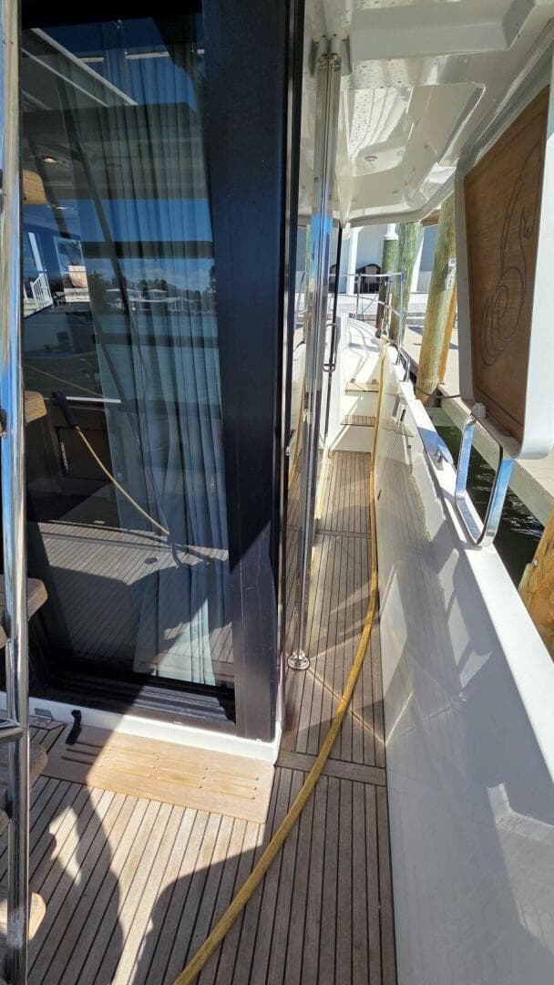 2019 Beneteau Swift Trawler 35