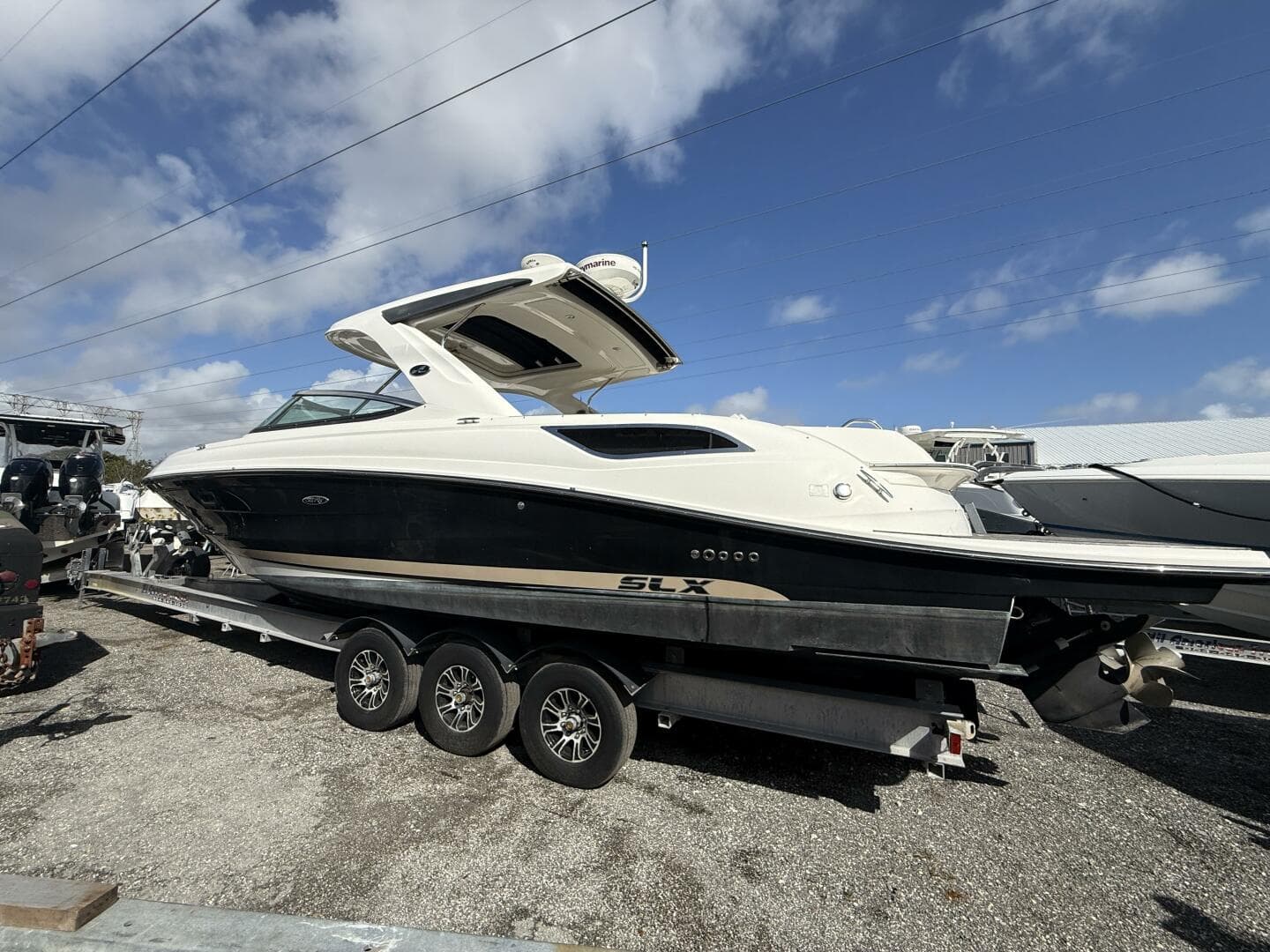 2015 Sea Ray SLX 350