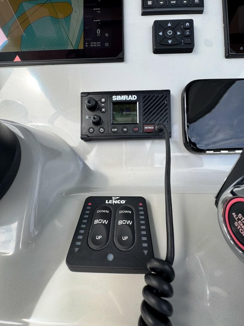 2024 Boston Whaler 280 Outrage