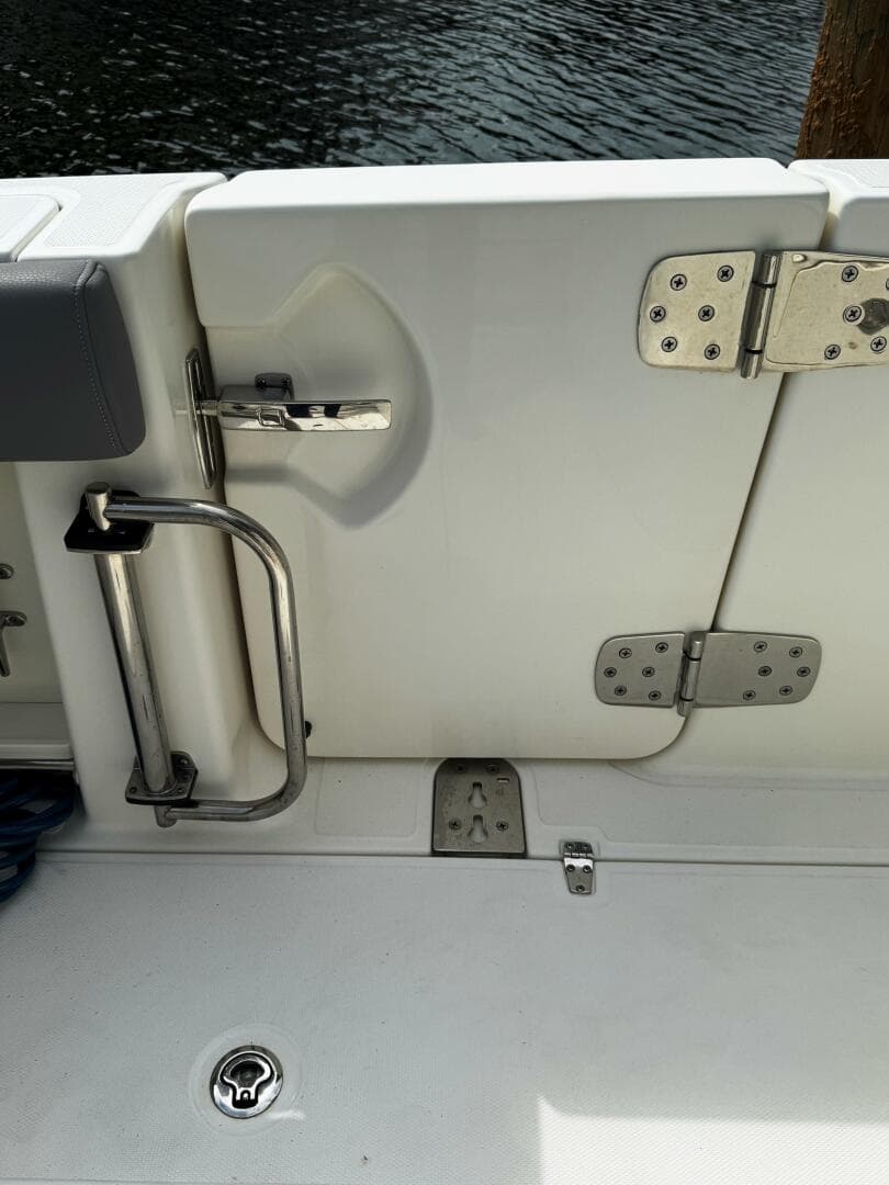 2024 Boston Whaler 280 Outrage