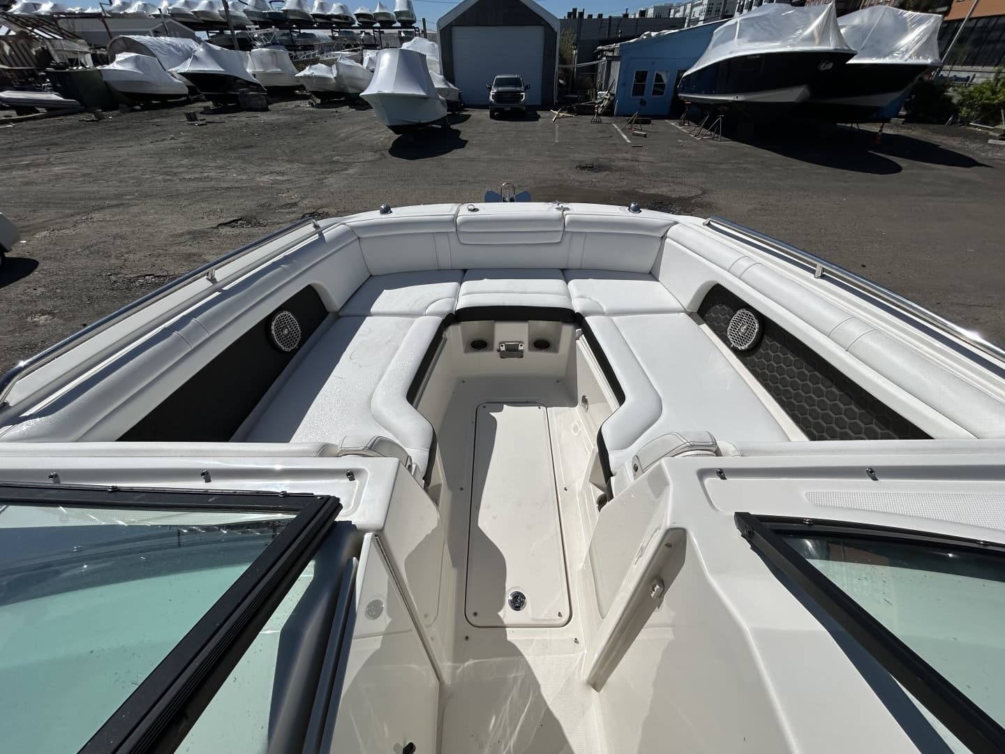 2018 Sea Ray SDX 290 Outboard