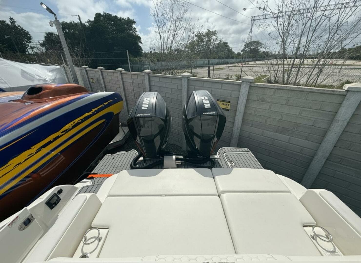2018 Sea Ray SDX 290 Outboard