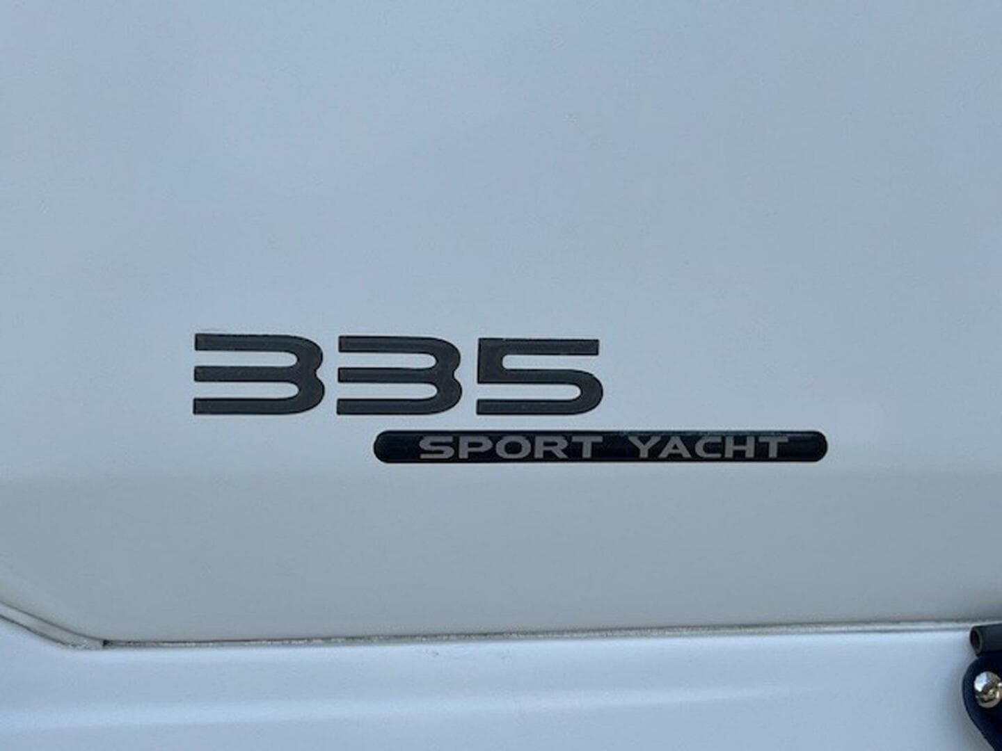 2018 Monterey 335 Sport Yacht