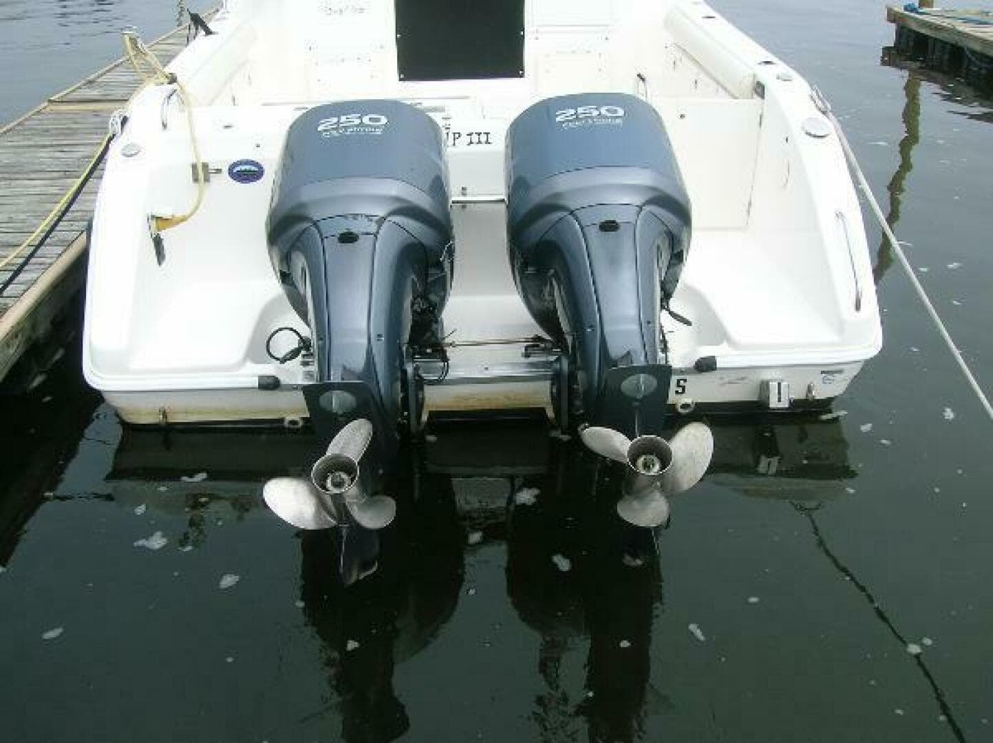 2007 Century 3200 WA