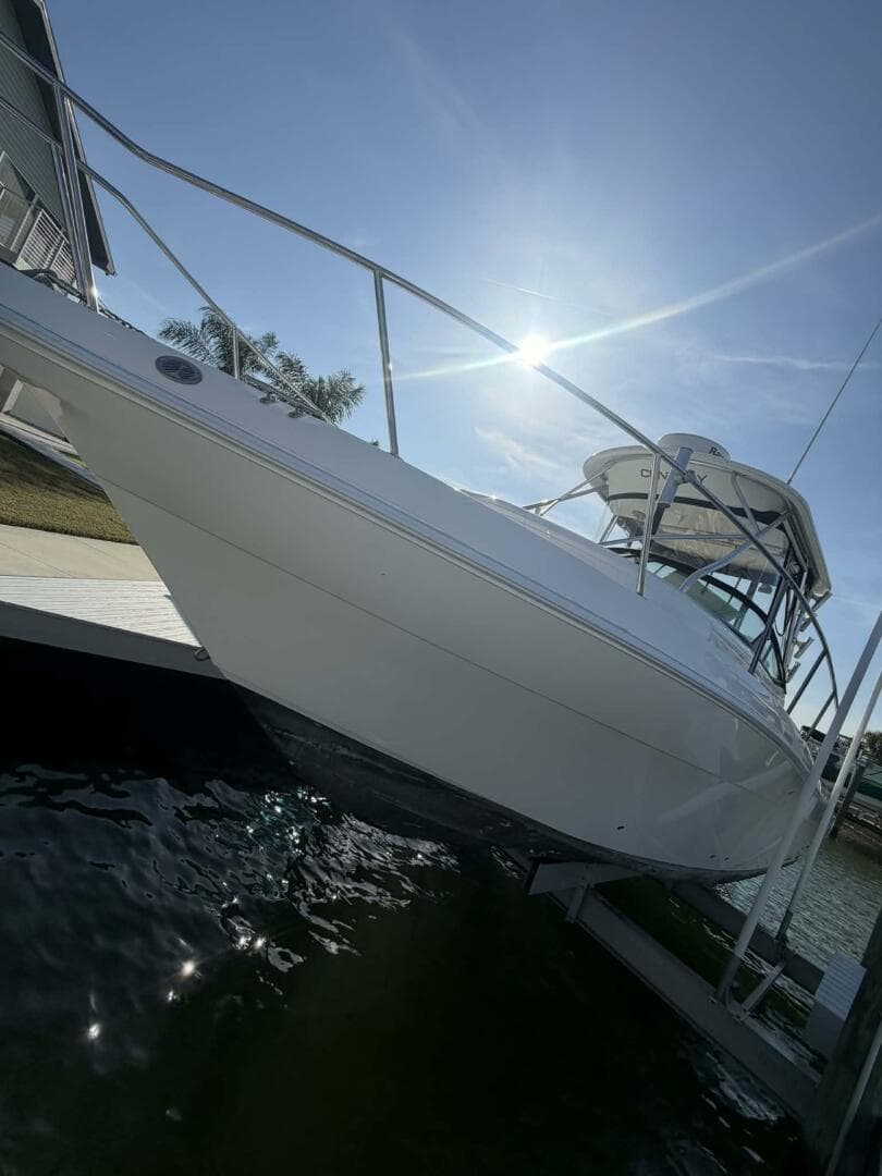 2007 Century 3200 WA