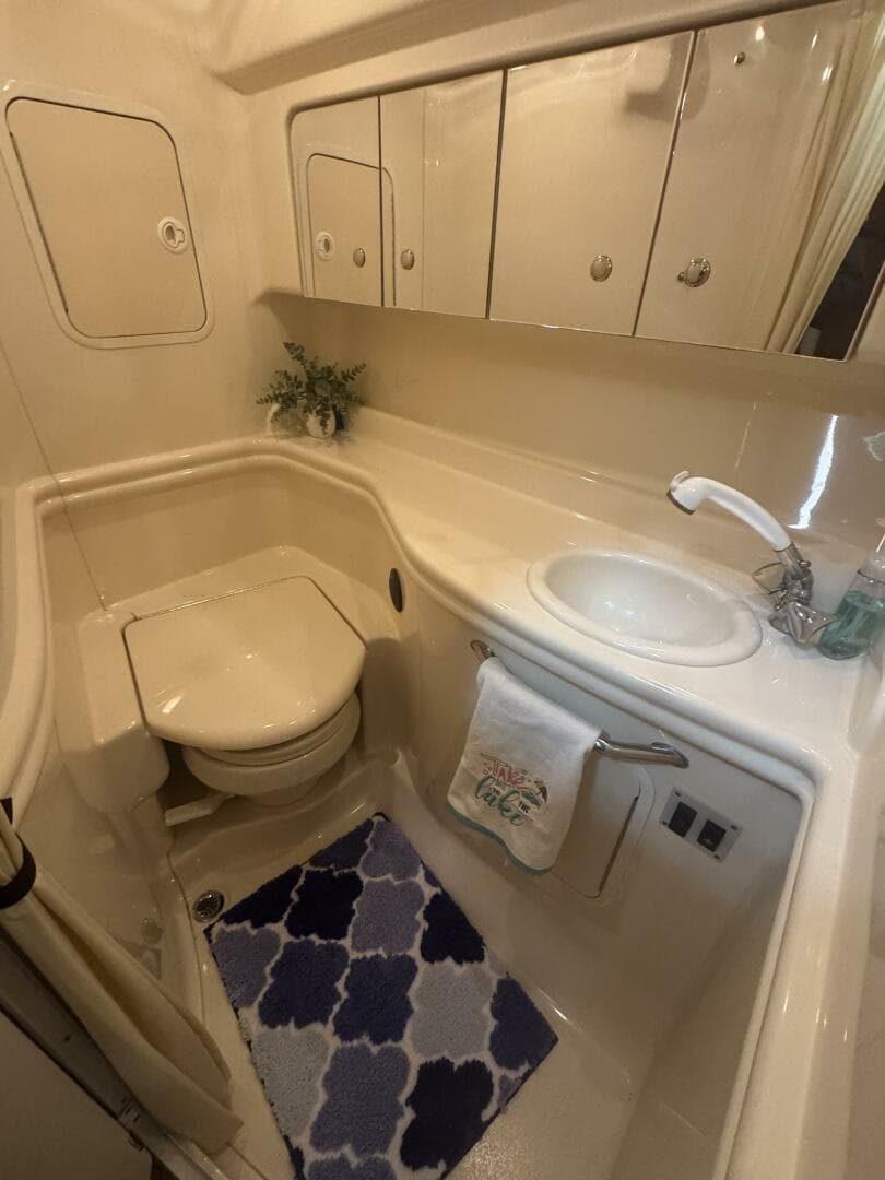 2002 Sea Ray 320 Sundancer