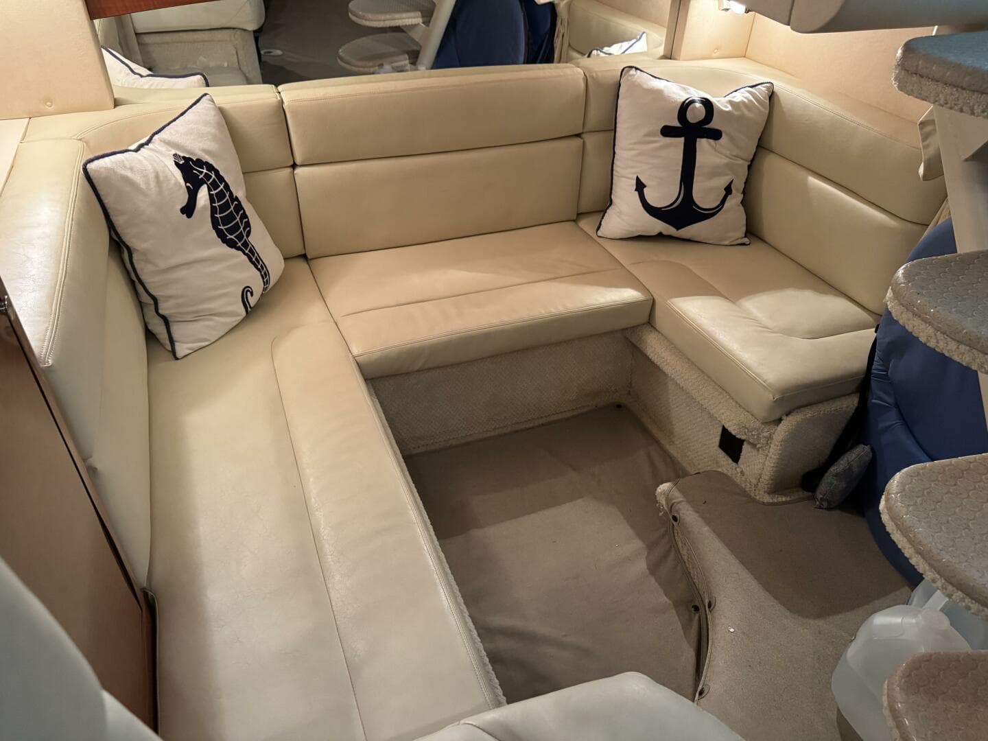 2002 Sea Ray 320 Sundancer