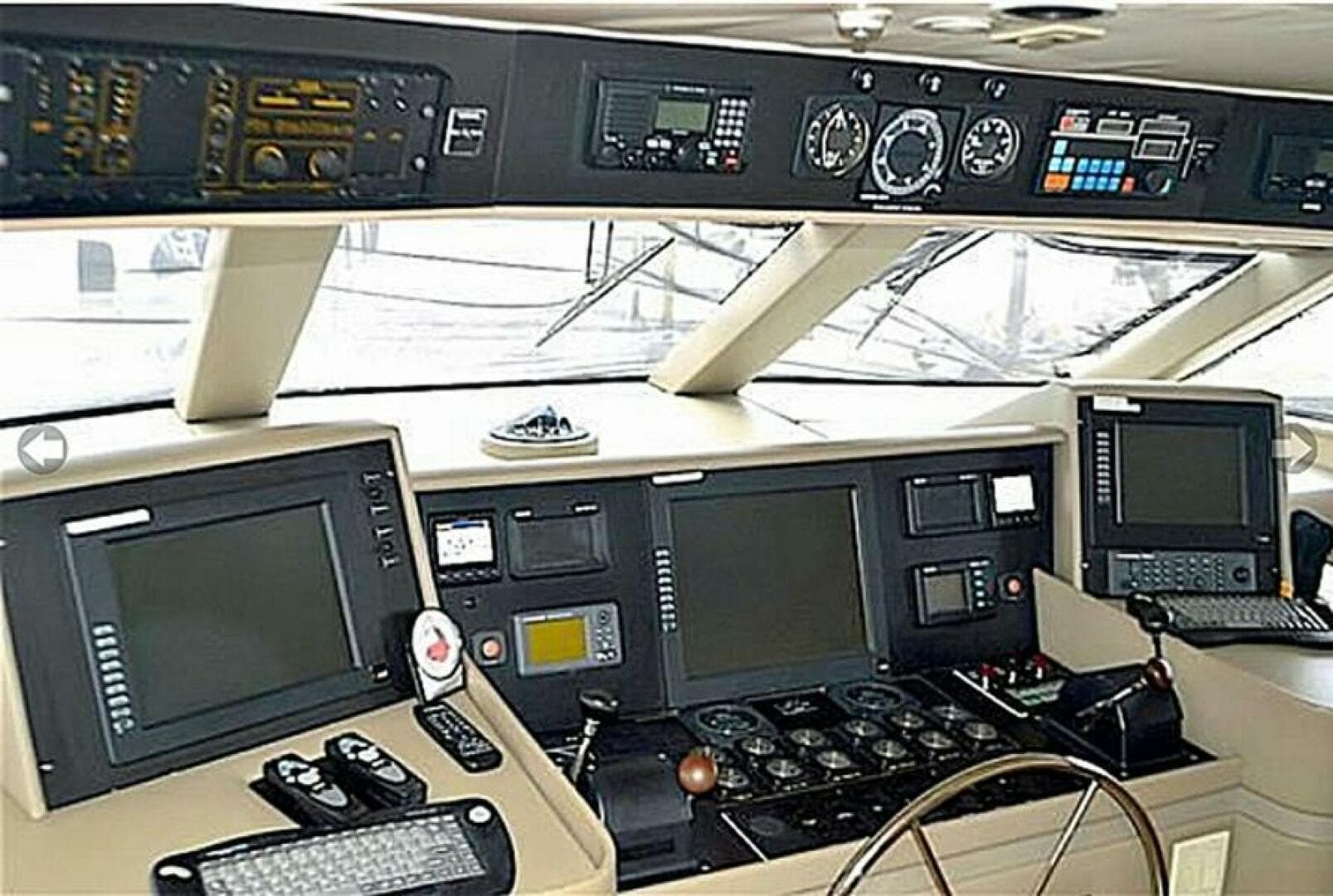 Pilothouse dash before 2026 refit