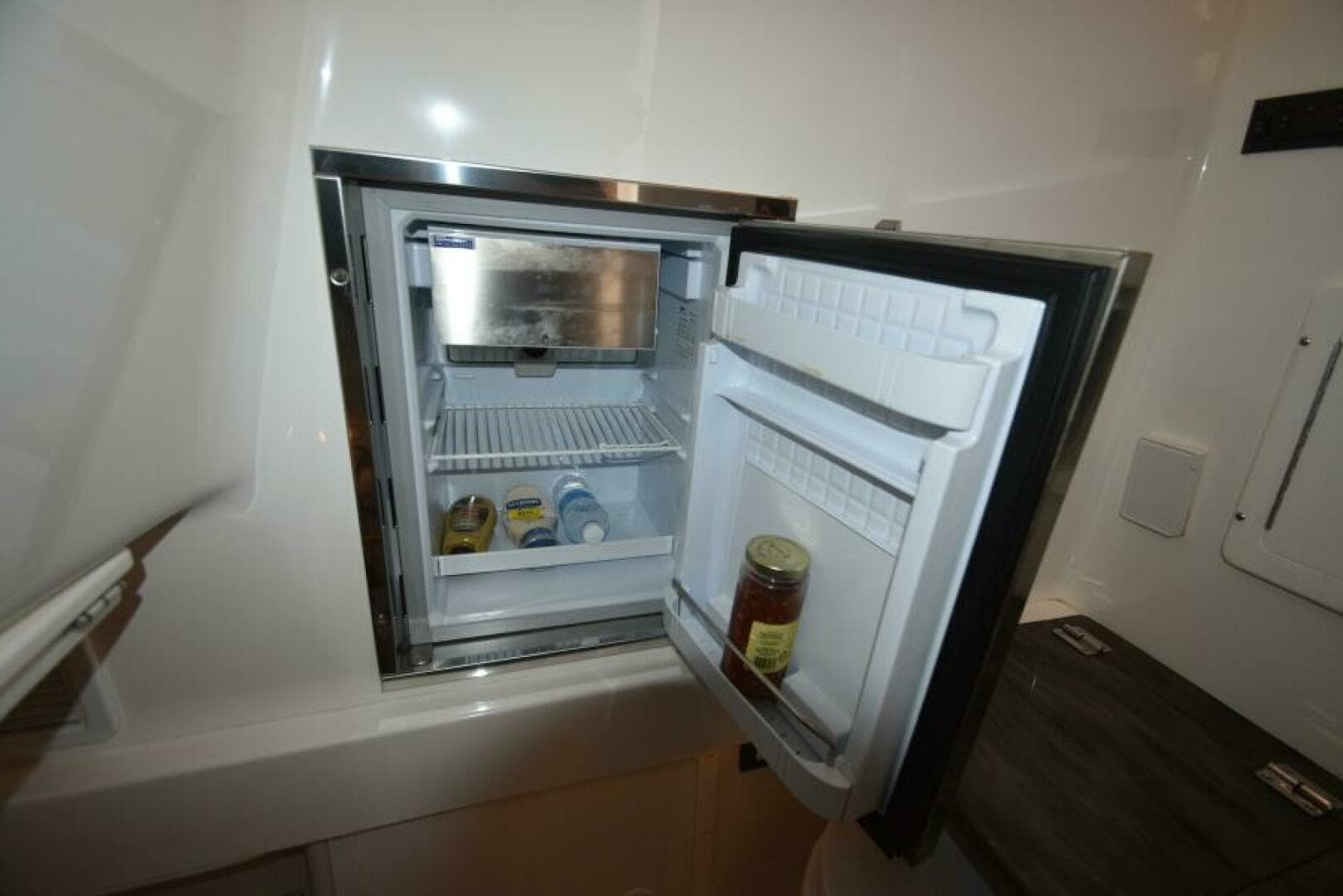 2018 Regulator 34 SS