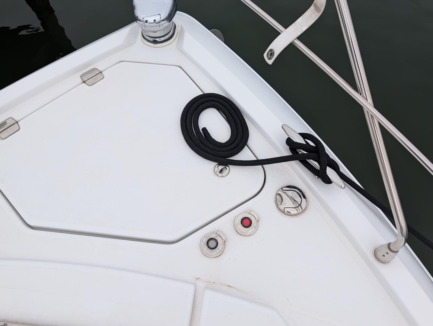 2022 Cruisers Yachts 54 Cantius